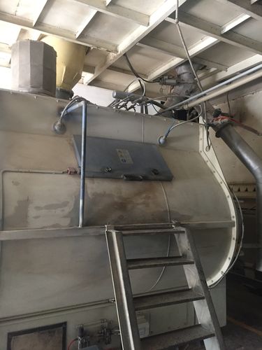 新型油脂噴涂機飼料廠生產(chǎn)噴油設備